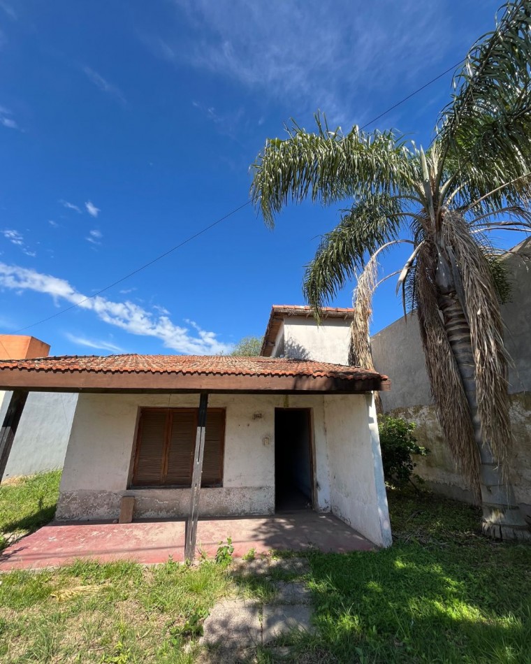 Casa a reciclar con amplio terreno