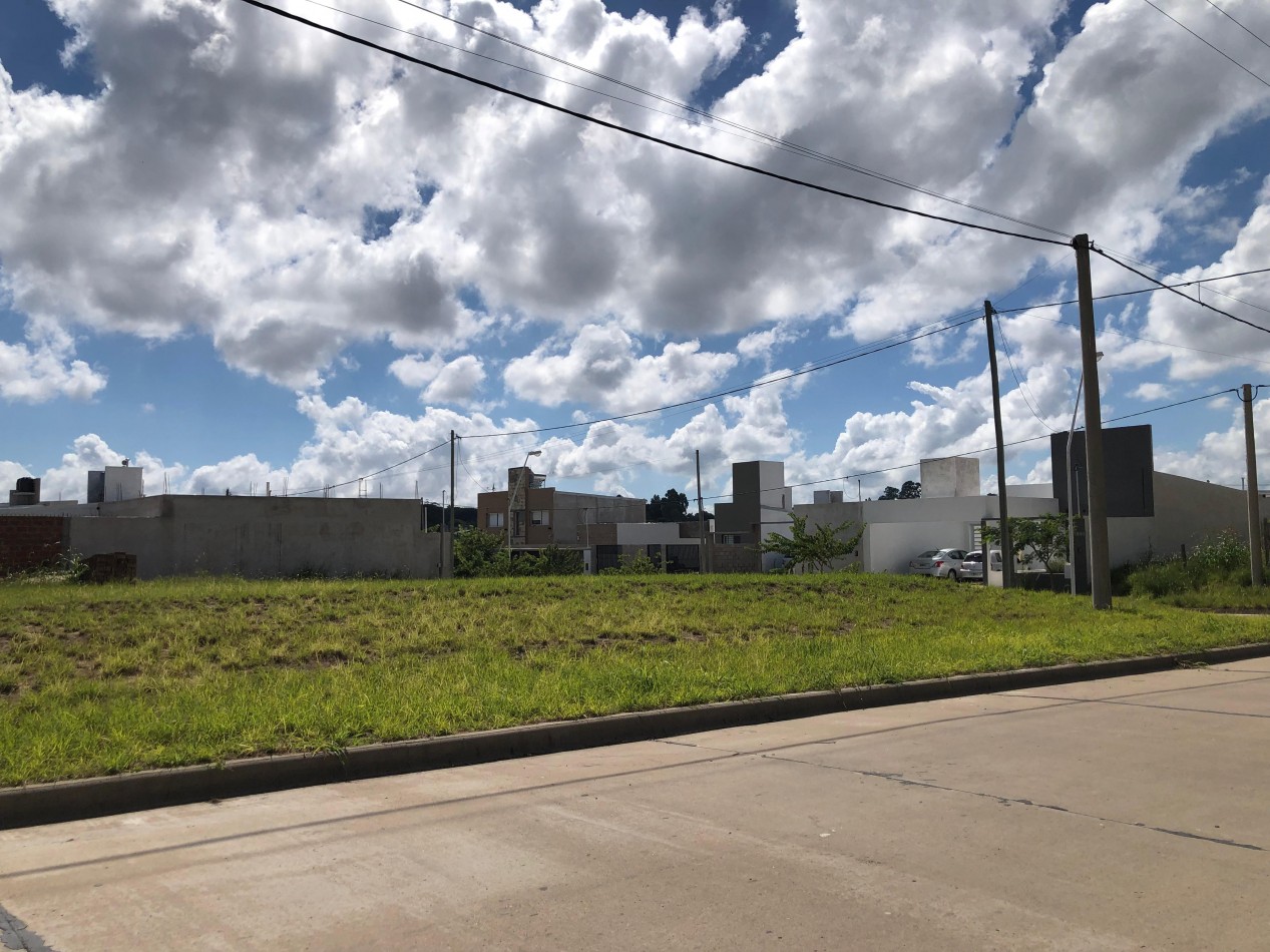 Terrenos de 300 m2 en Loteo Altos del Paracao 1
