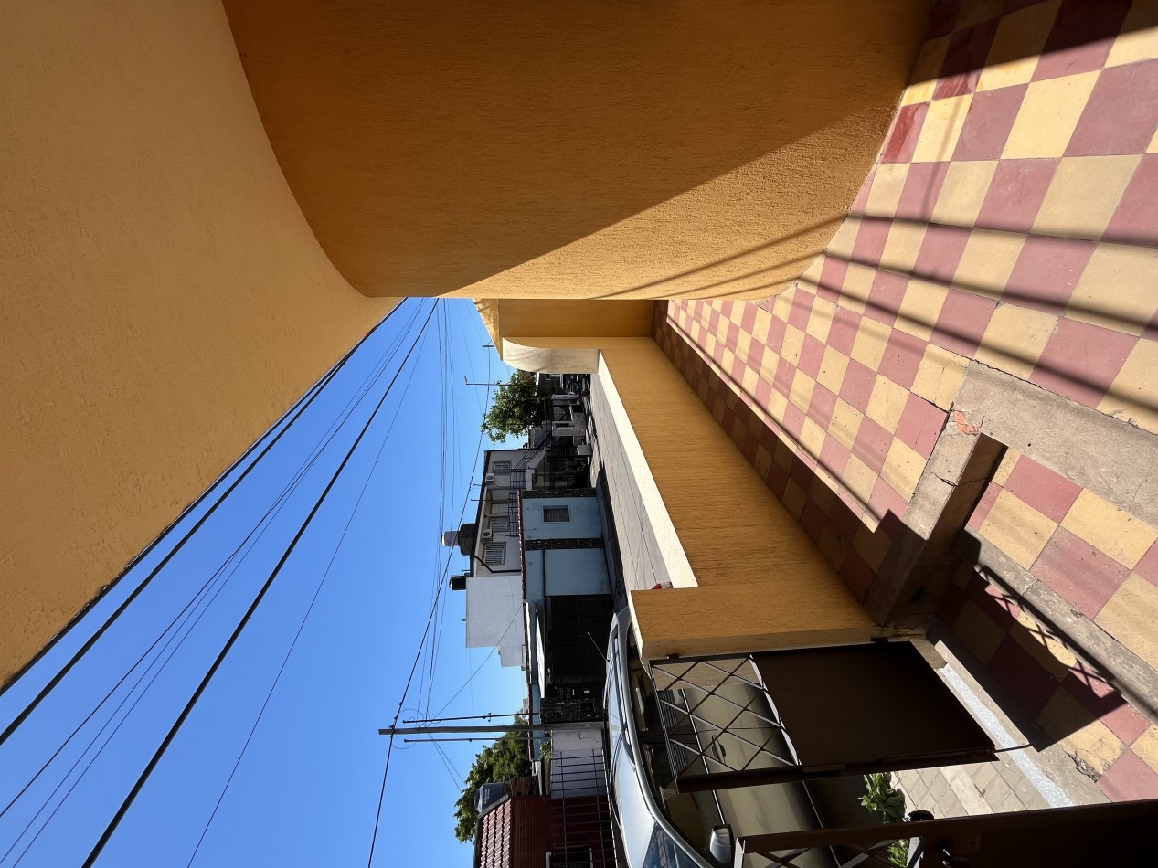 Casa de 2 dormitorios a refaccionar