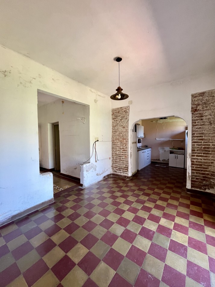 Casa de 2 dormitorios a refaccionar