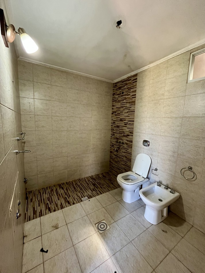 Casa de 2 dormitorios a refaccionar