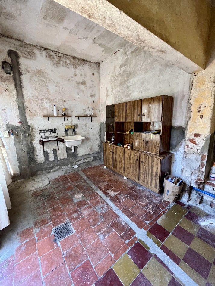 Casa de 2 dormitorios a refaccionar