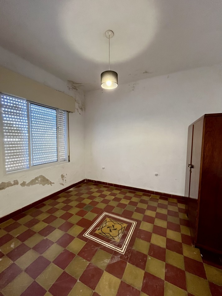 Casa de 2 dormitorios a refaccionar