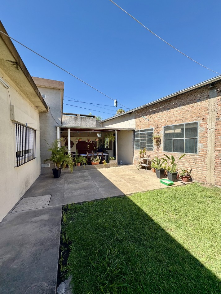 Casa de 3 dormitorios + galpon 