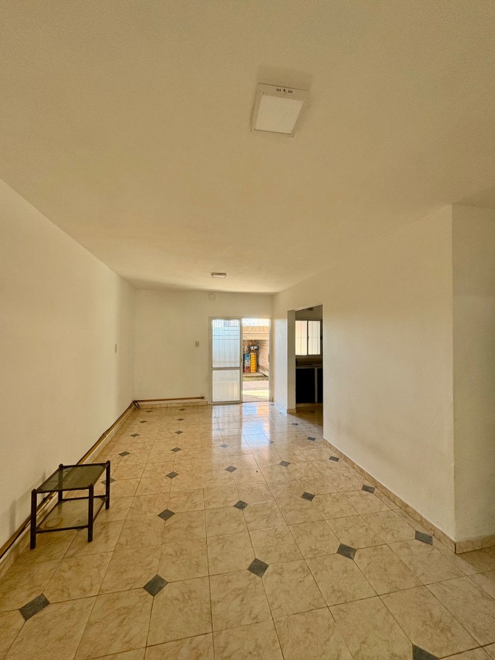 Duplex de 2 dormitorios con cochera