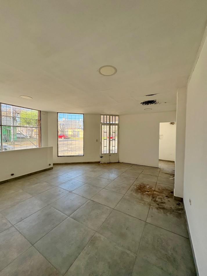 Local comercial en esquina