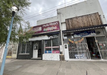 Gran propiedad sobre Av. Ramirez 